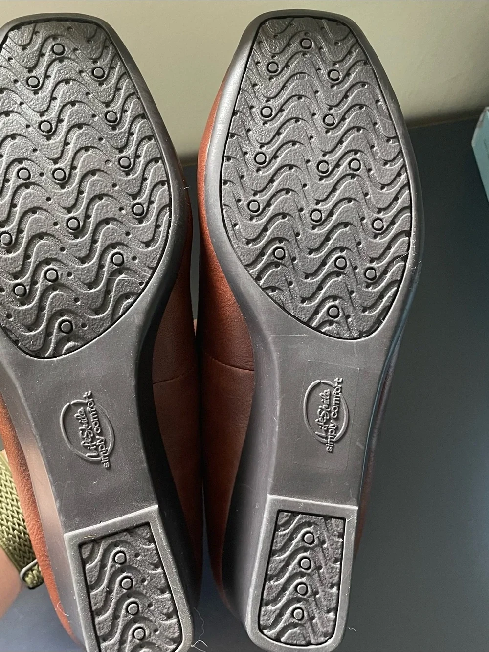 Life Stride Brown Wedges New With Tags Size 9